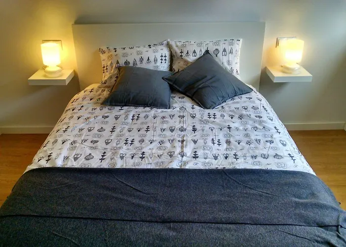 Estupendo Piso De 3 A 5 Min A Pie Plaza Mayor